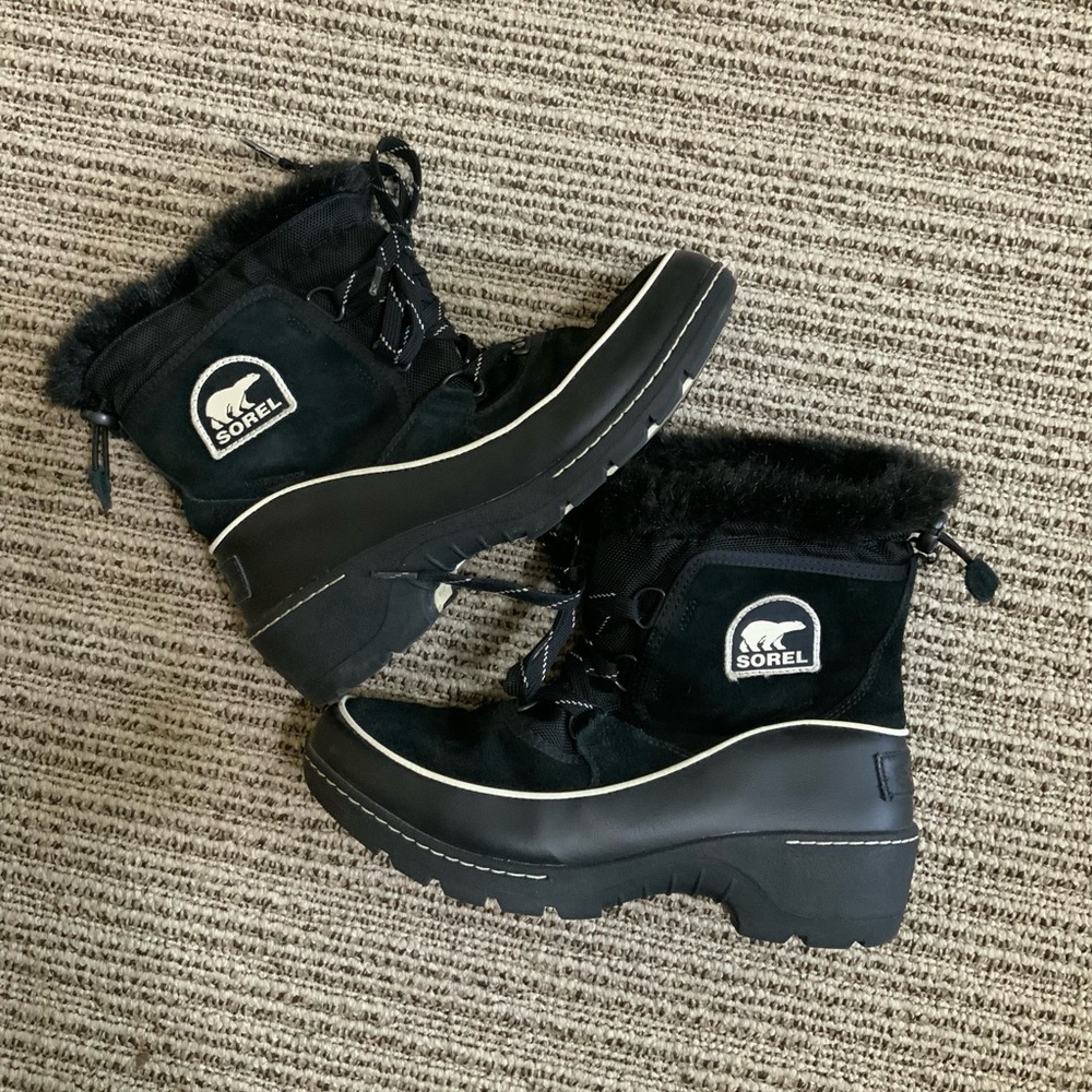 Sorel Tivoli III Women’s Black Suede Leather Waterproof Winter Boots